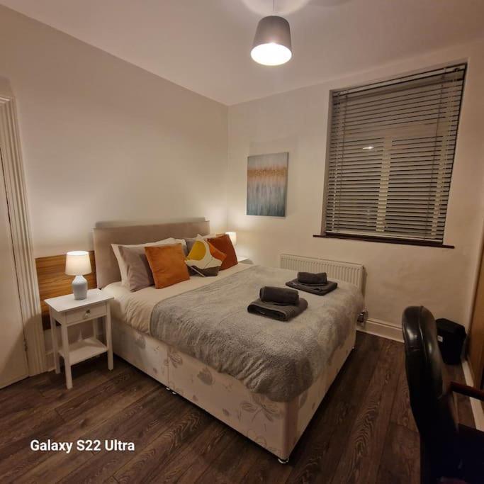 4 Bed Park View House-free Parking - Sleep 8 Plymouth
